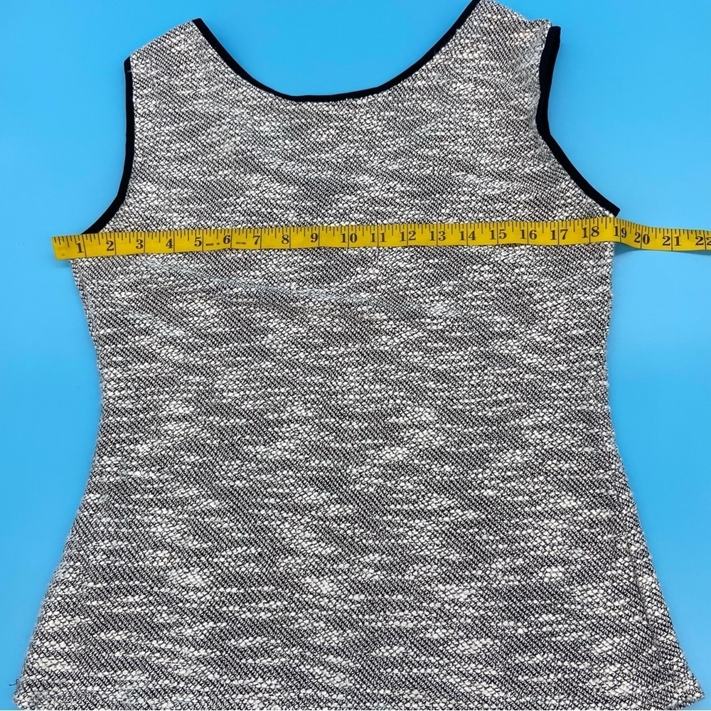 Joseph Ribkoff Women's Black and White Sleeveless Top - Picture 7 of 7